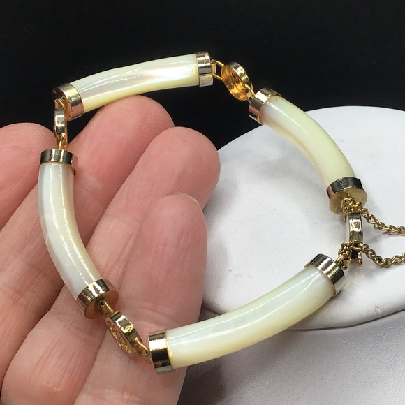 🌺Vintage Gold & Mother of Pearl Bracelet - Picture 1 of 15
